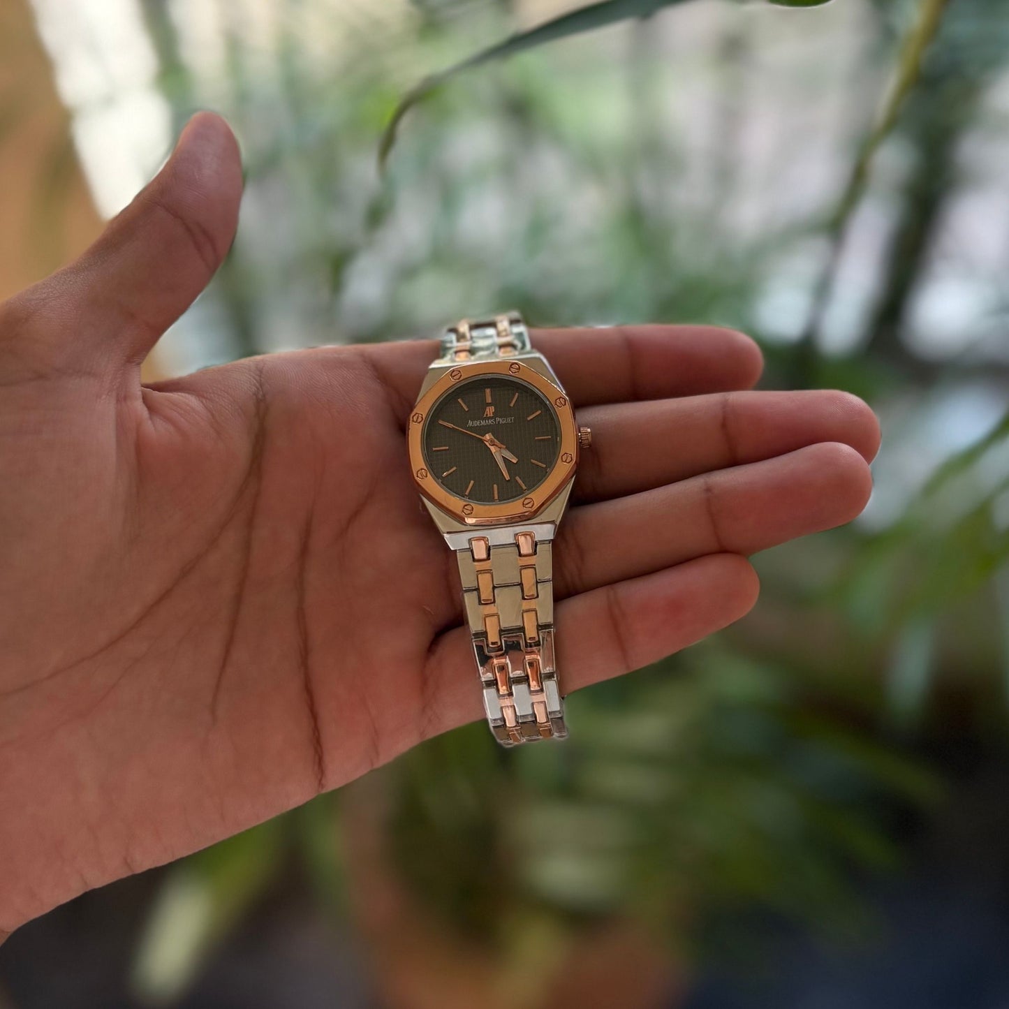 AP - WOMEN'S WEAR
